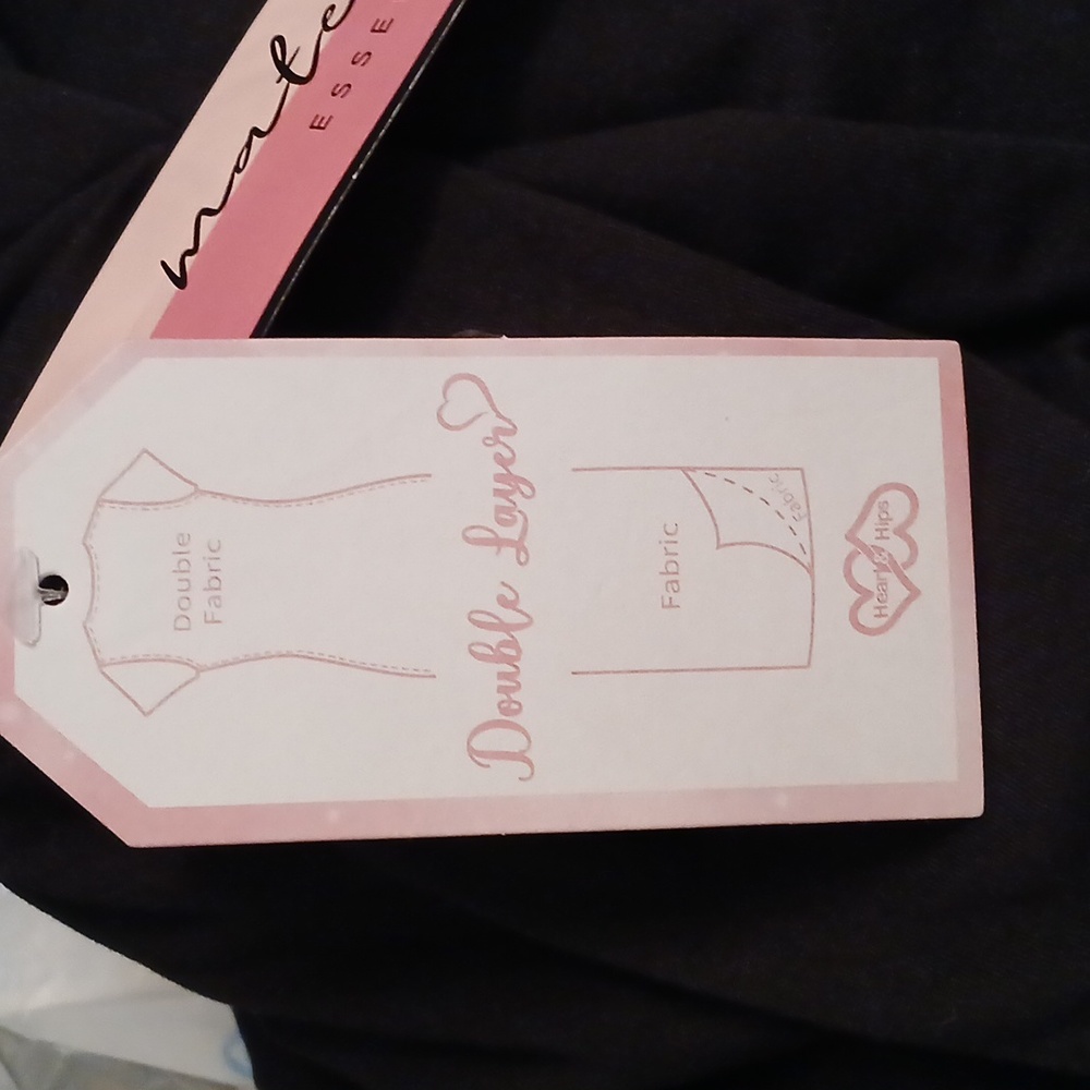 Heart Hips long sleeve maternity top - Picture 6 of 9